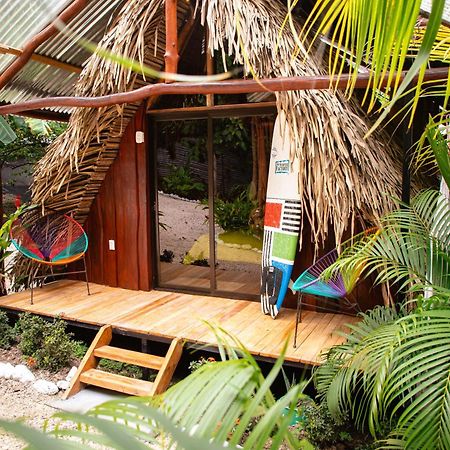 El Gato Rojas Surf Hostel Playa Santa Teresa  Экстерьер фото