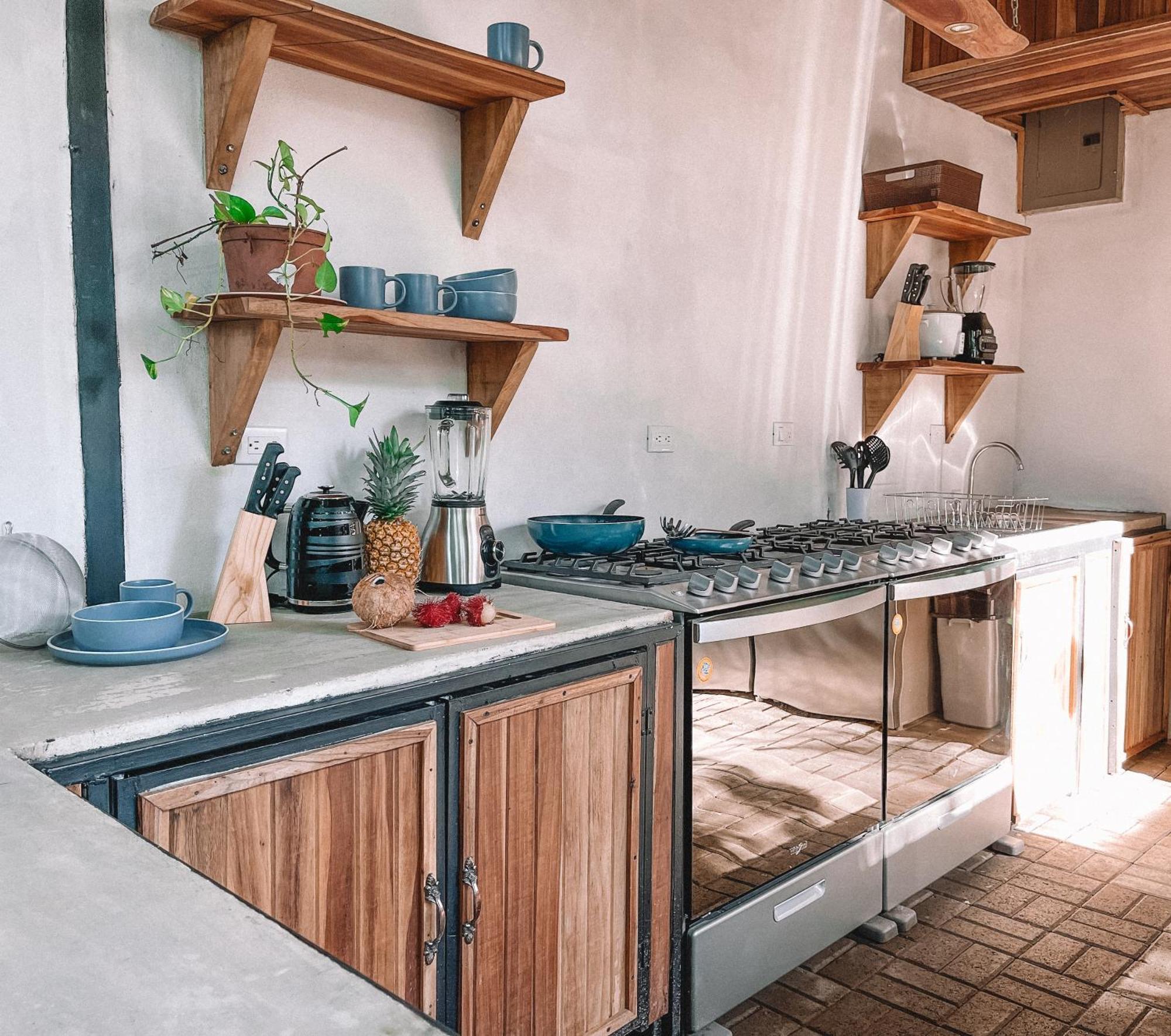 El Gato Rojas Surf Hostel Playa Santa Teresa  Экстерьер фото