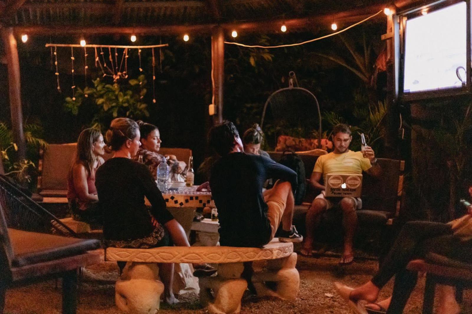 El Gato Rojas Surf Hostel Playa Santa Teresa  Экстерьер фото